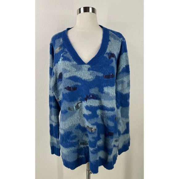 LOGO Lavish Cameo Cardigan - Picture 1 of 11